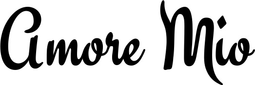 Vorschau des Bootsnamens "Amore Mio" als Schriftzug für "Bootsbeschriftung Klassisch 63"