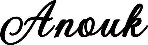 Vorschau des Bootsnamens "Anouk" als Schriftzug für "Bootsbeschriftung Klassisch 69"