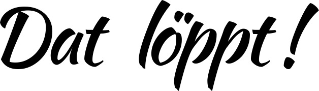 Vorschau des Bootsnamens "Dat löppt!" als Schriftzug für "Bootsbeschriftung Klassisch 73"