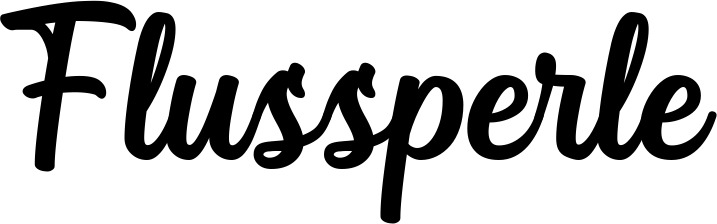 Vorschau des Bootsnamens "Flussperle" als Schriftzug für "Bootsbeschriftung Klassisch 43"