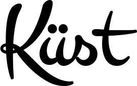 Vorschau des Bootsnamens "Küst" als Schriftzug für "Bootsbeschriftung Klassisch 81"