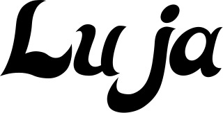 Vorschau des Bootsnamens "Luja" als Schriftzug für "Bootsbeschriftung Klassisch 33"