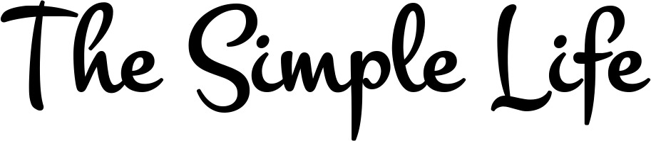 Vorschau des Bootsnamens "The Simple Life" als Schriftzug für "Bootsbeschriftung Klassisch 81"